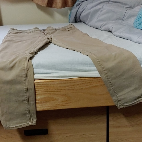 Khaki pants - Picture 2 of 3